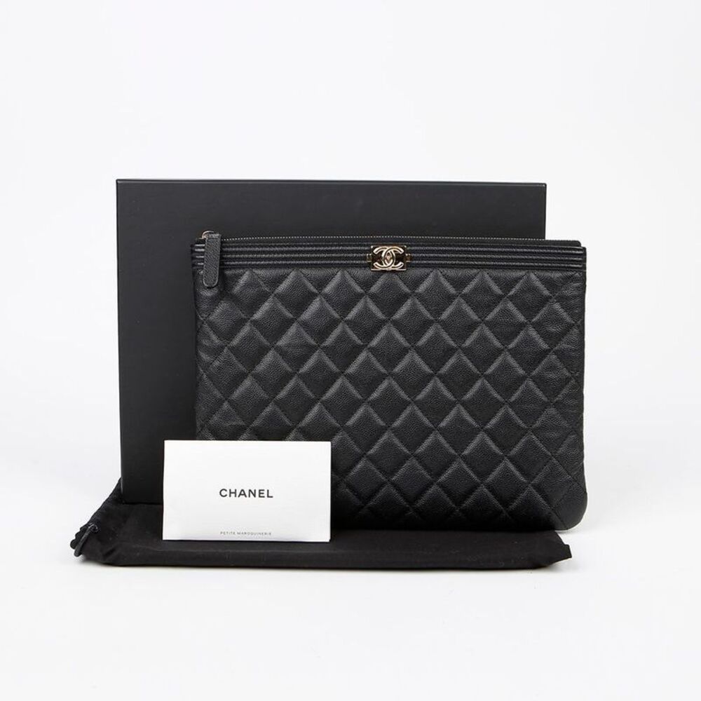 Caviar Skin Boy New Medium Clutch